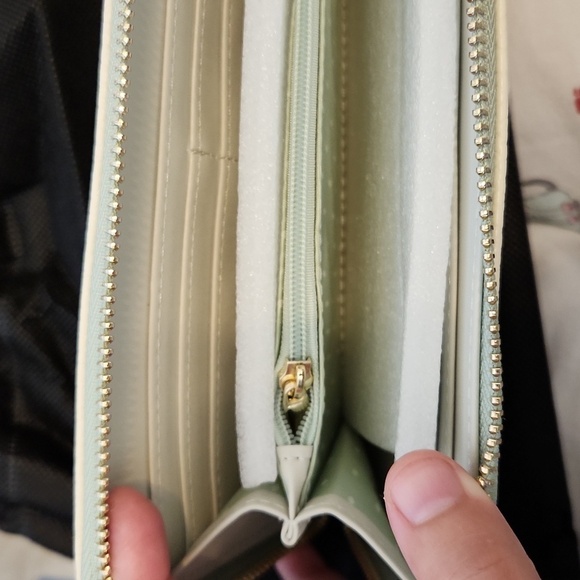 NWT Vanessa Williams Bone/Mint Tote Bag and Wallet Set - Picture 3 of 8